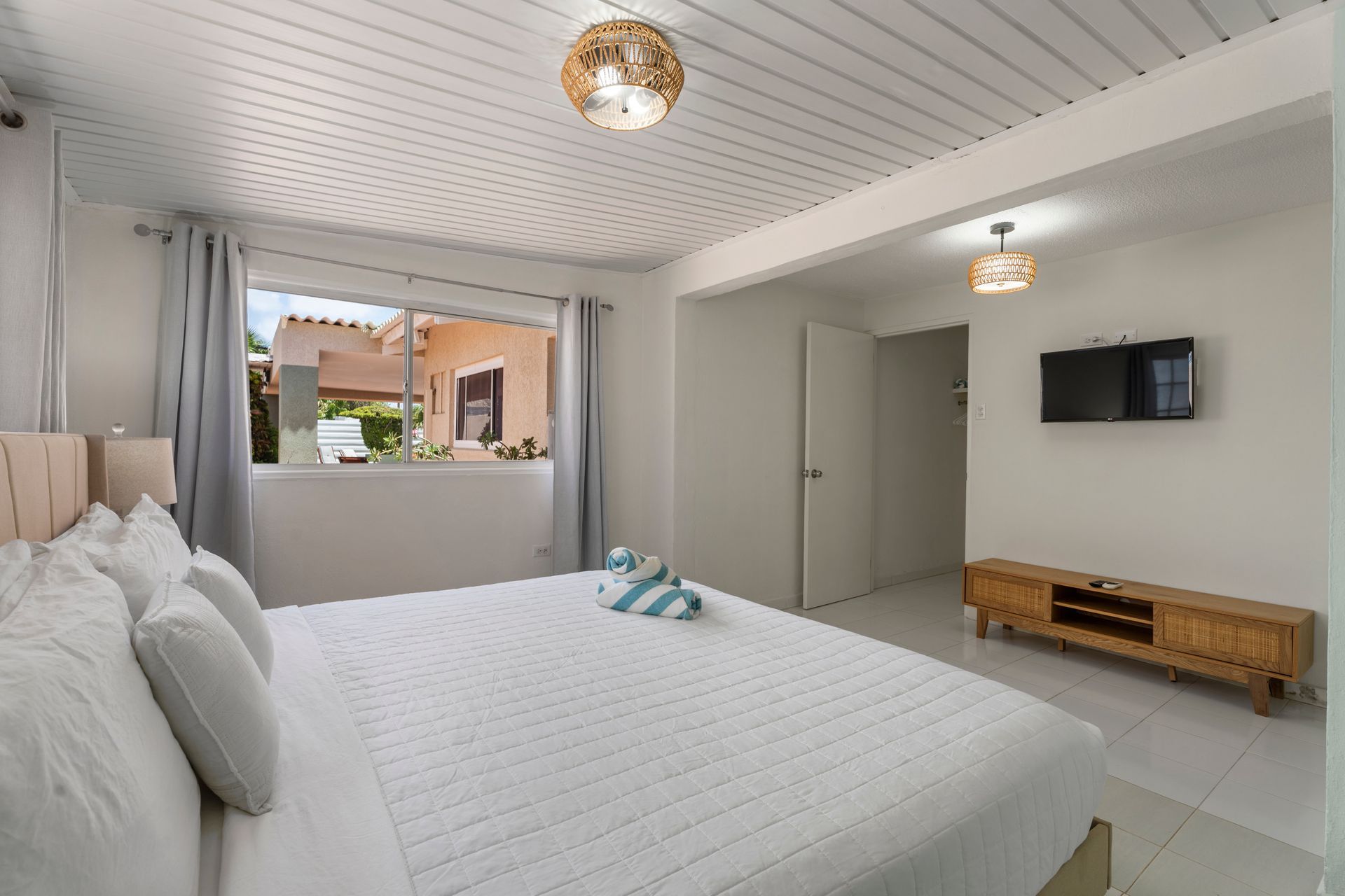 Apartment 3