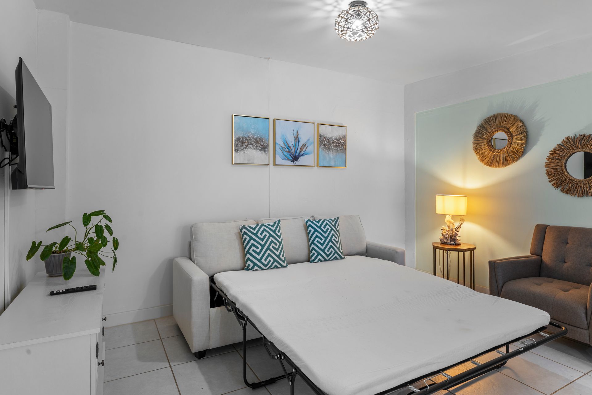 Apartment 3