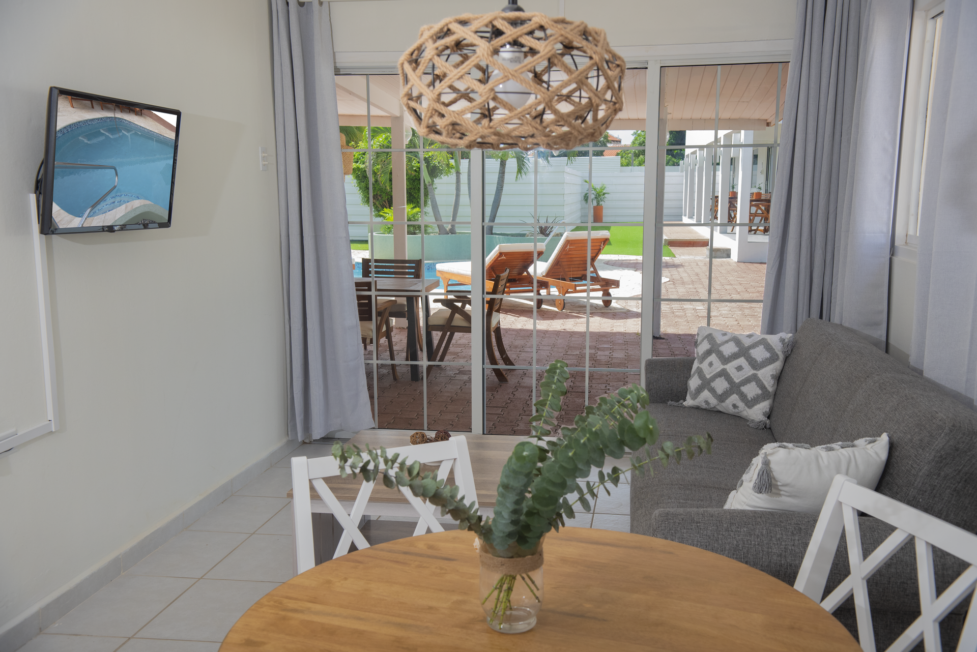 Apartment 4
