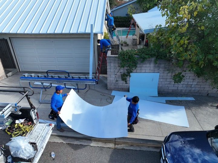metal roofing contractor