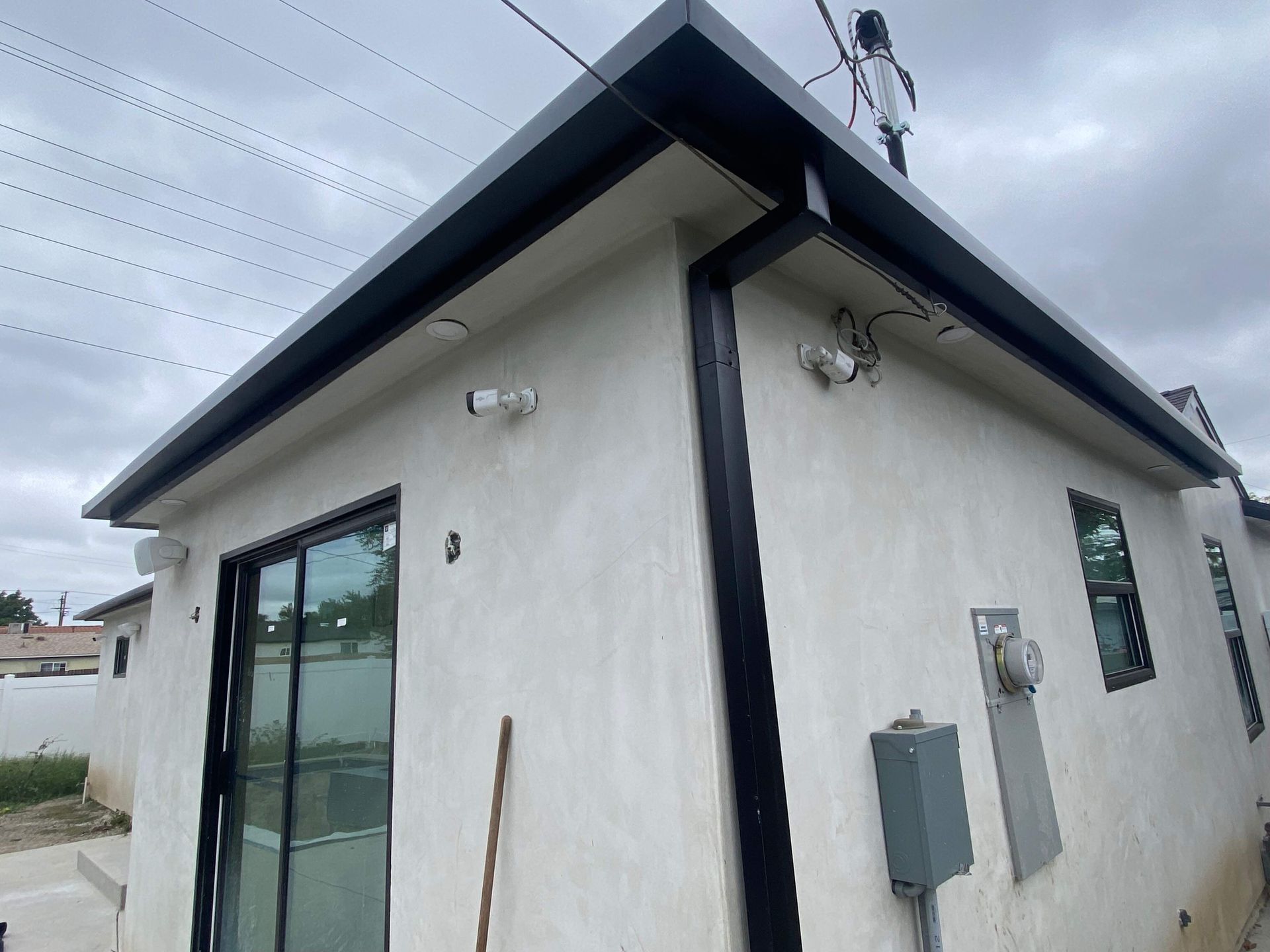 black gutter,gutter installation