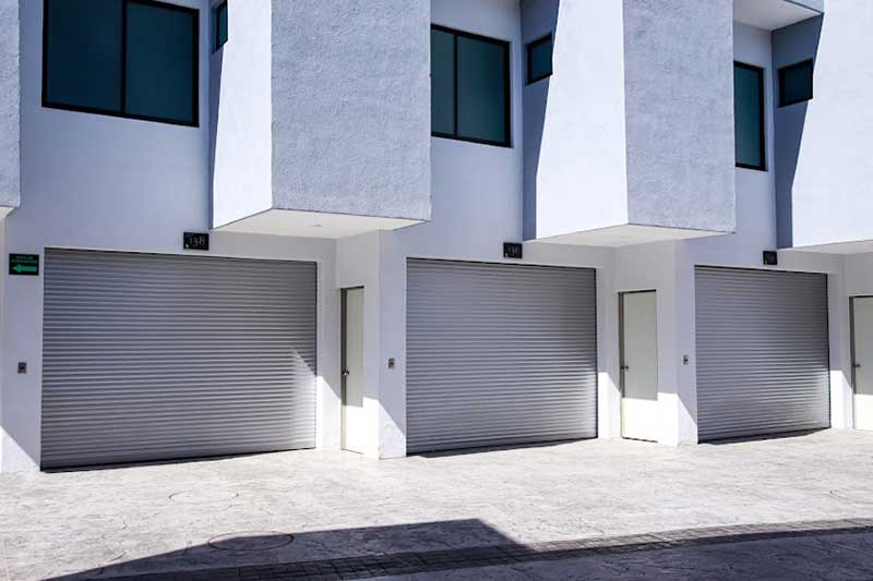 Automatización de Accesos Masters - CORTINA INSULADA PARA NEGOCIO Automatización de Accesos Masters - CORTINA INSULADA PARA NEGOCIO