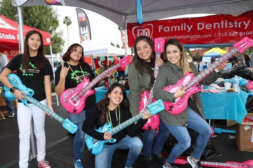 Michael Yang DDS Team at Tustin Dino Dash 2017