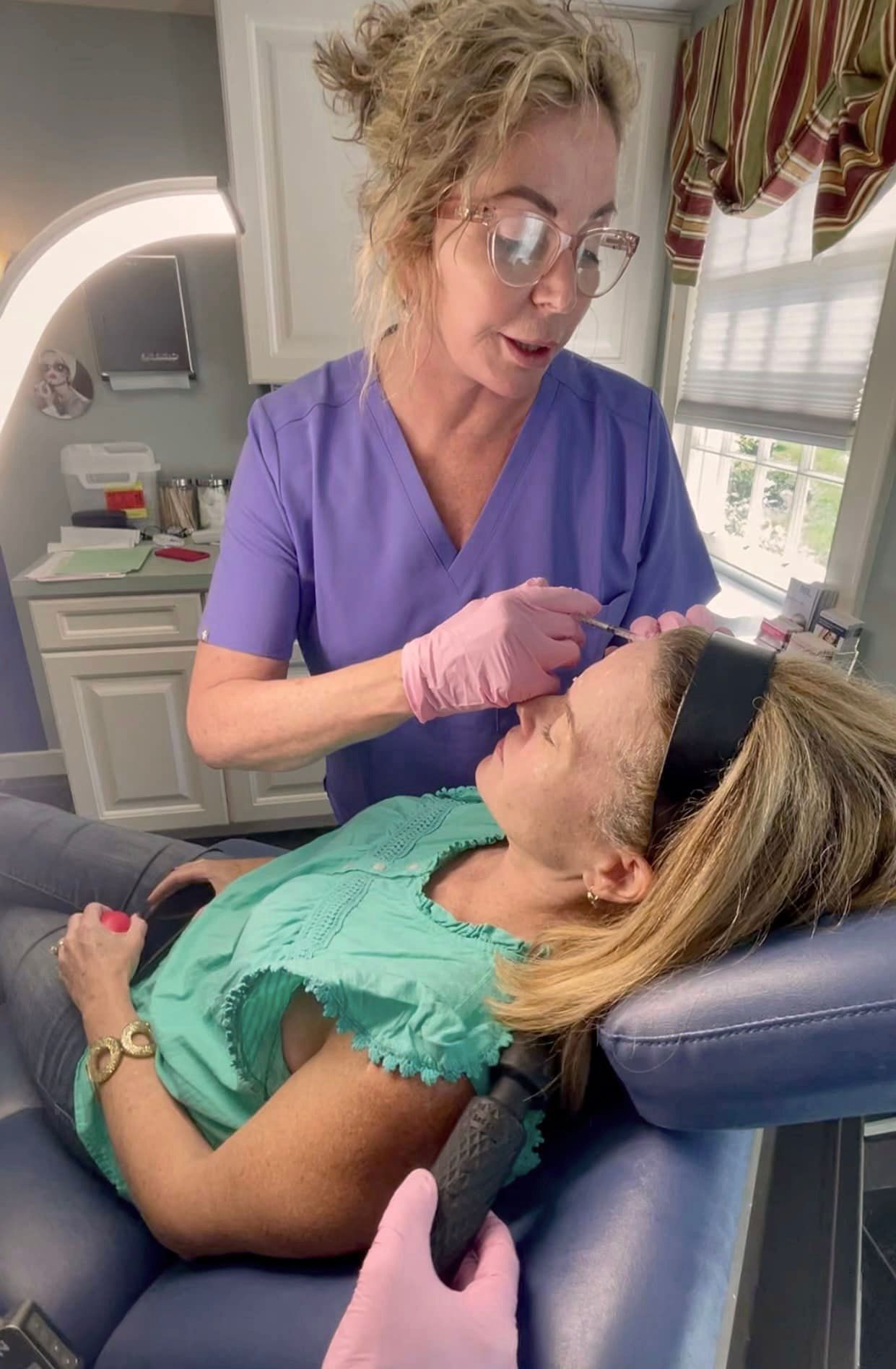 Neurotoxin treatment by Lisa Topham, RN