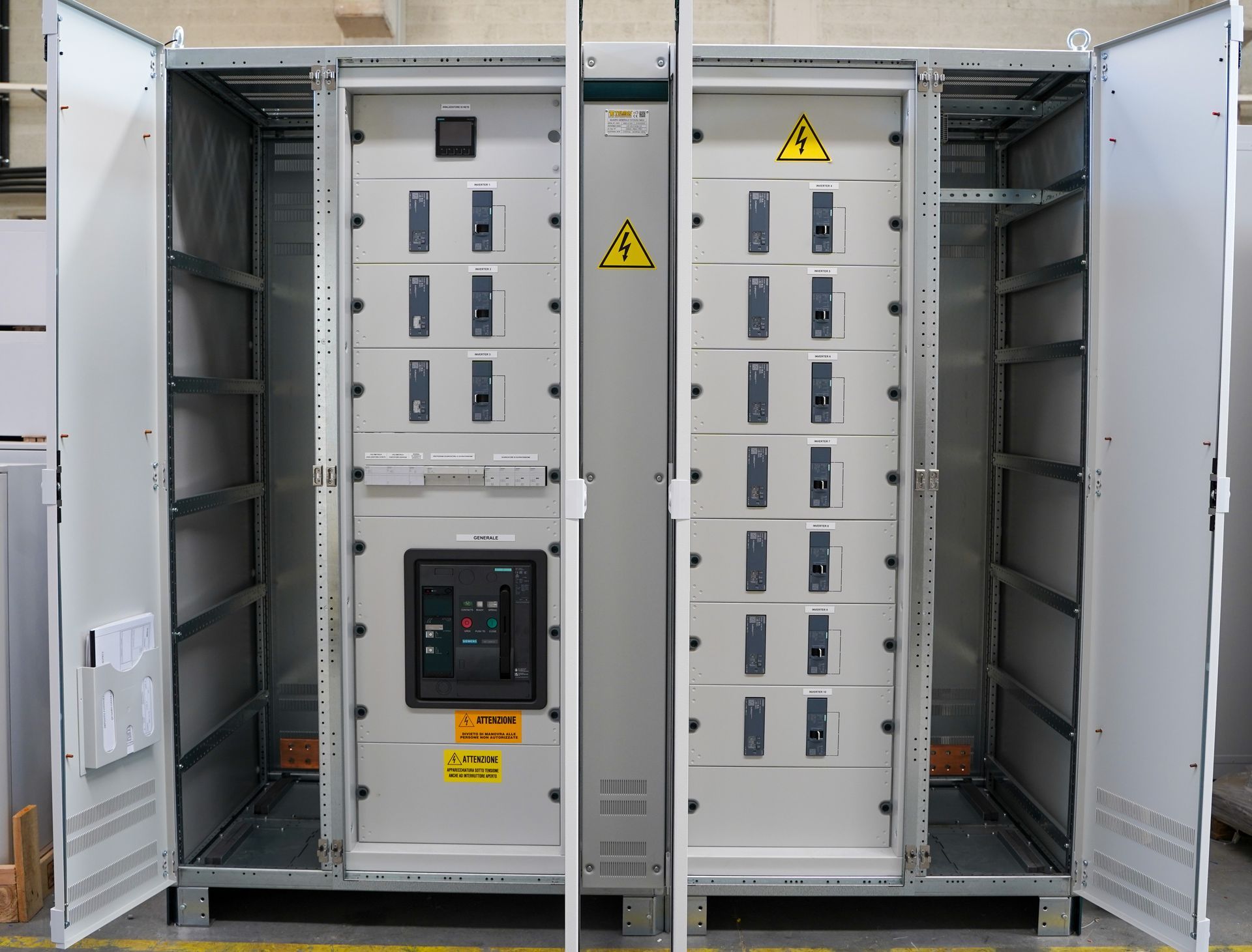 Fornitura di quadri elettrici a uso industriale