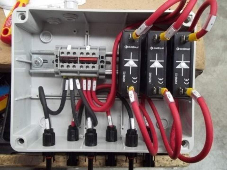 Particolare quadro elettrico
