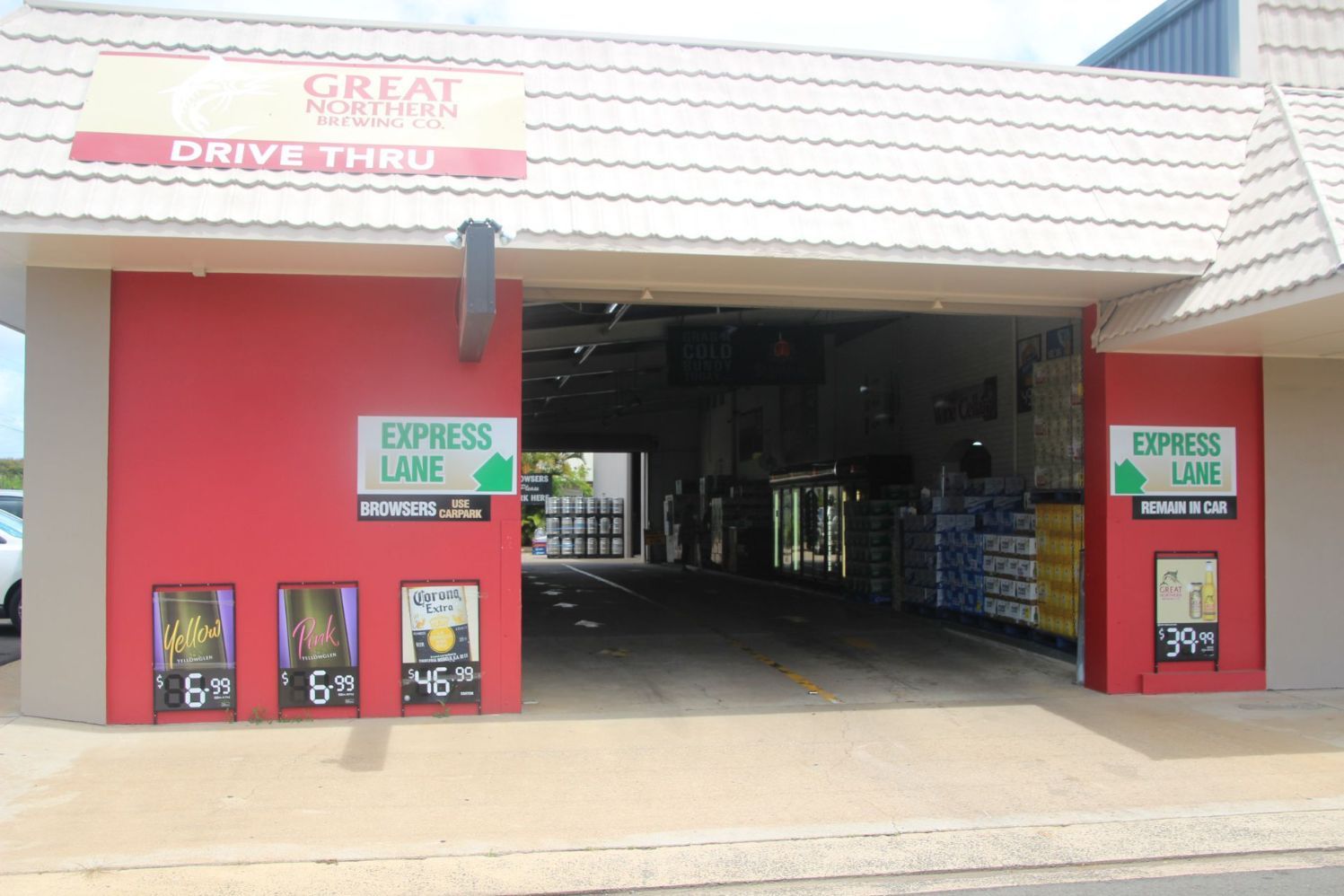Bourbong Cellars — Pub In Bundaberg, QLD