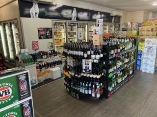 East End Hotel Drive Thru Wine Stand — Pub In Bundaberg, QLD