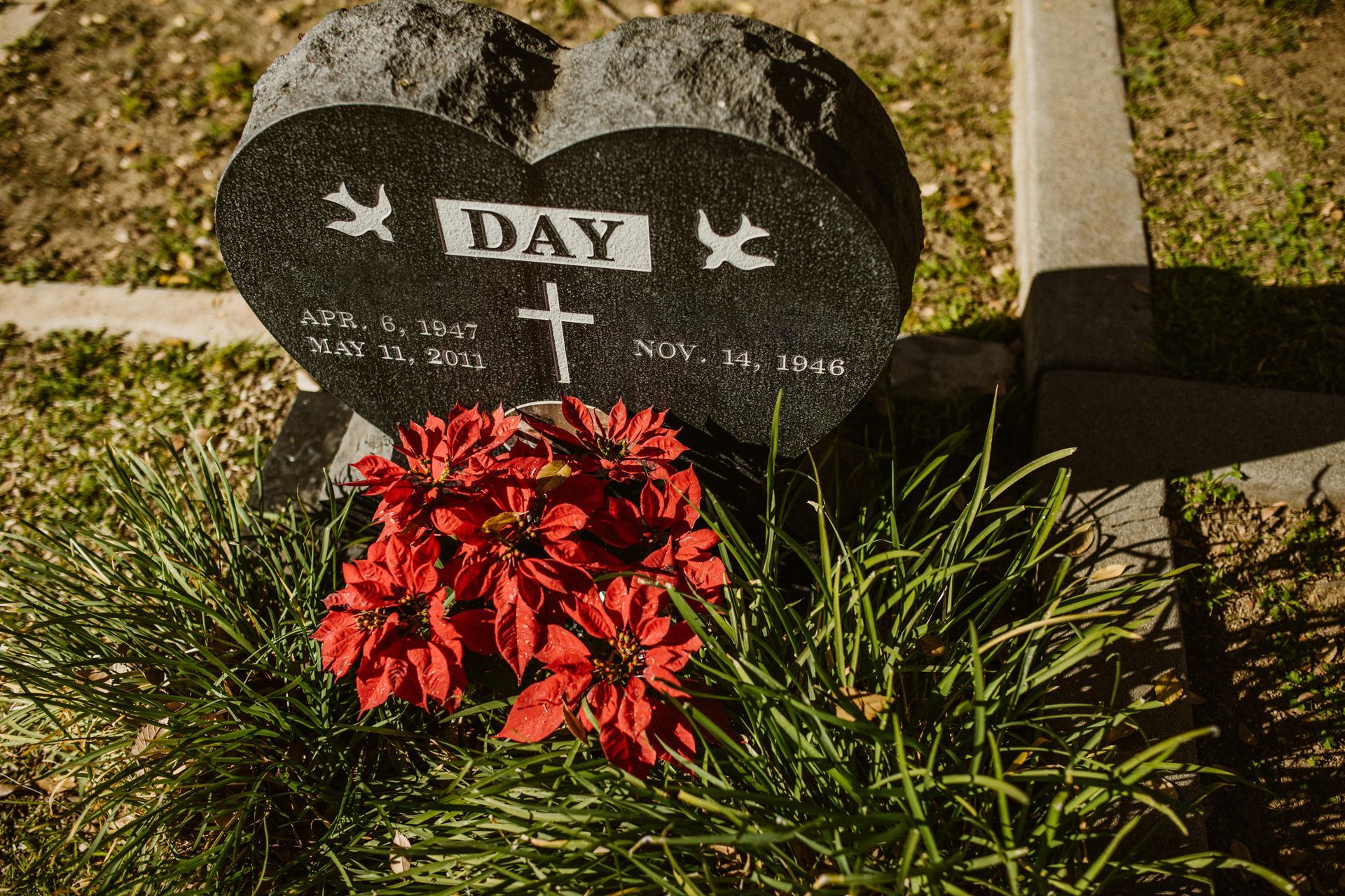 lons-memorials-gallery-image