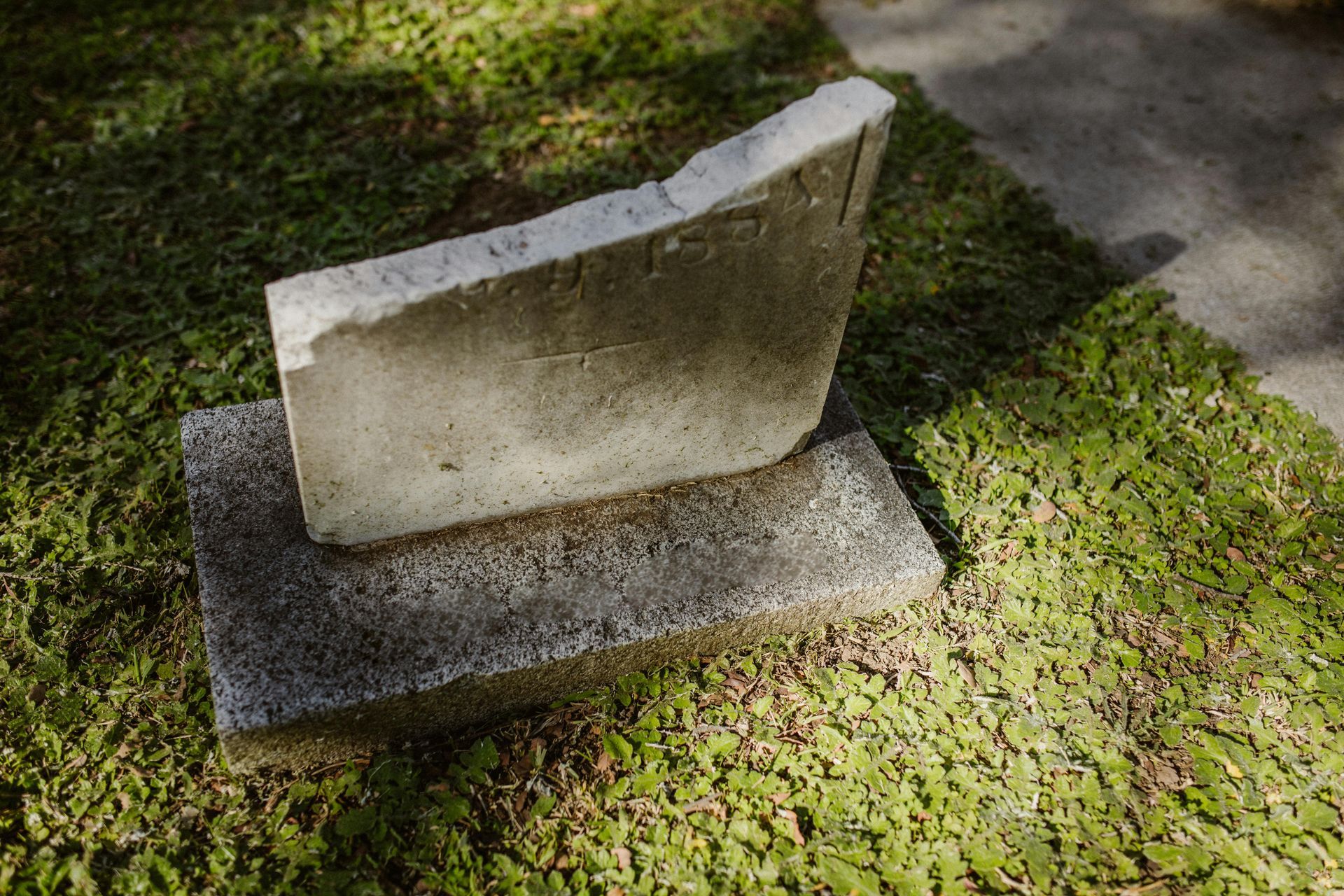 lons-memorials-gallery-image