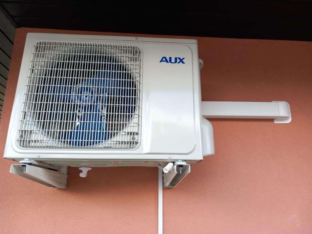 Jednostka zewnętrzna klimatyzacji Halo Deluxe AUX –