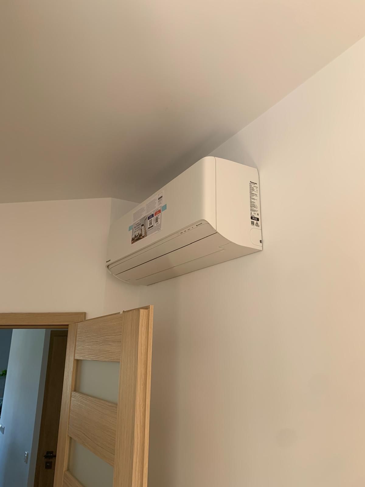Panasonic Etherea 2,5kW jednostka w kolorze białym, system split.