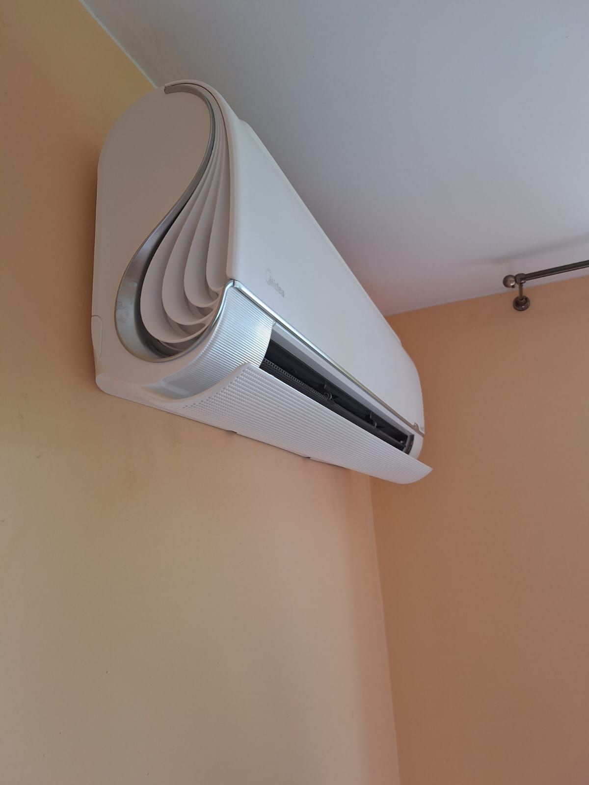 Klimatyzacja
Systemy klimatyzacyjne
Klimatyzacja Wrocław