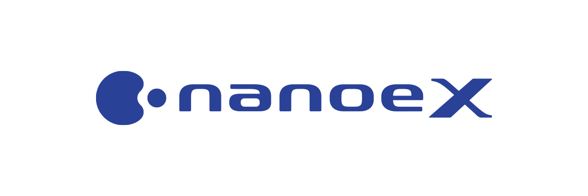 Niebieskie logo nanoex na białym tle.