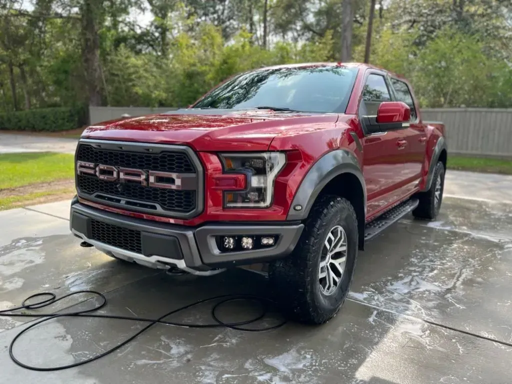 American Shine Customs
Rapid City's Premier Ceramic
Coating Installer.
