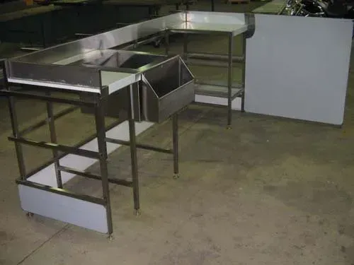 Metal Counter with White Parts | Hillcrest, Qld | Concept Metal Products