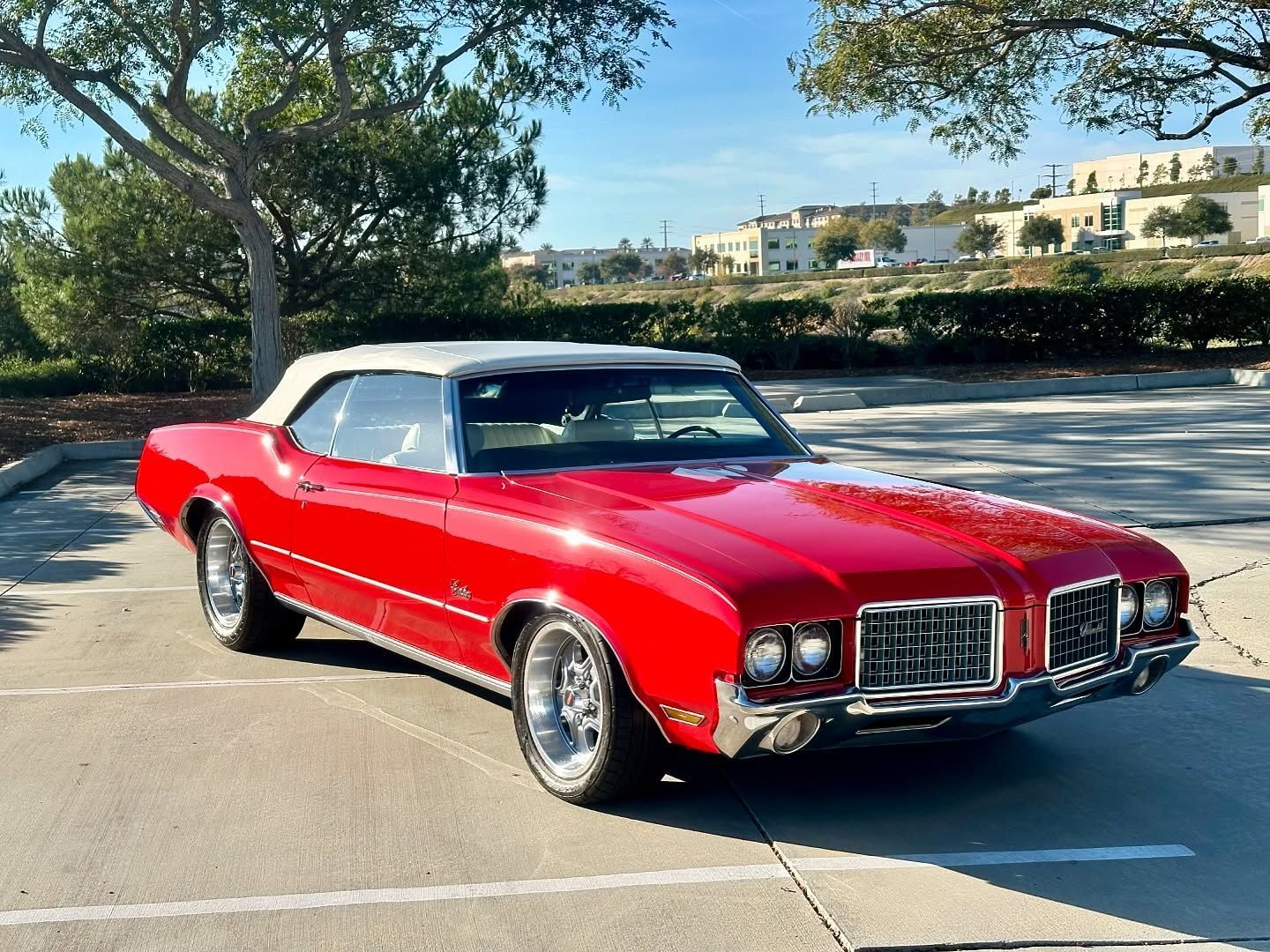 Oldsmobile Cutlass
