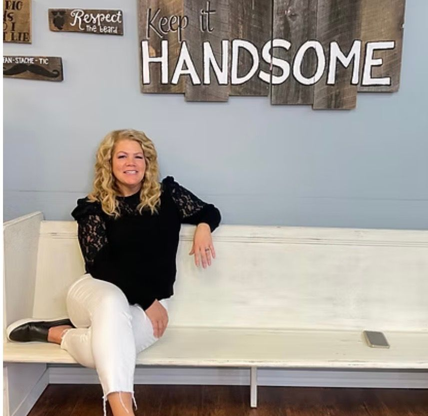 Jessica Rogalla — Buffalo, MN — Natural Roots Salon Jessica Rogalla — Buffalo, MN — Natural Roots Salon