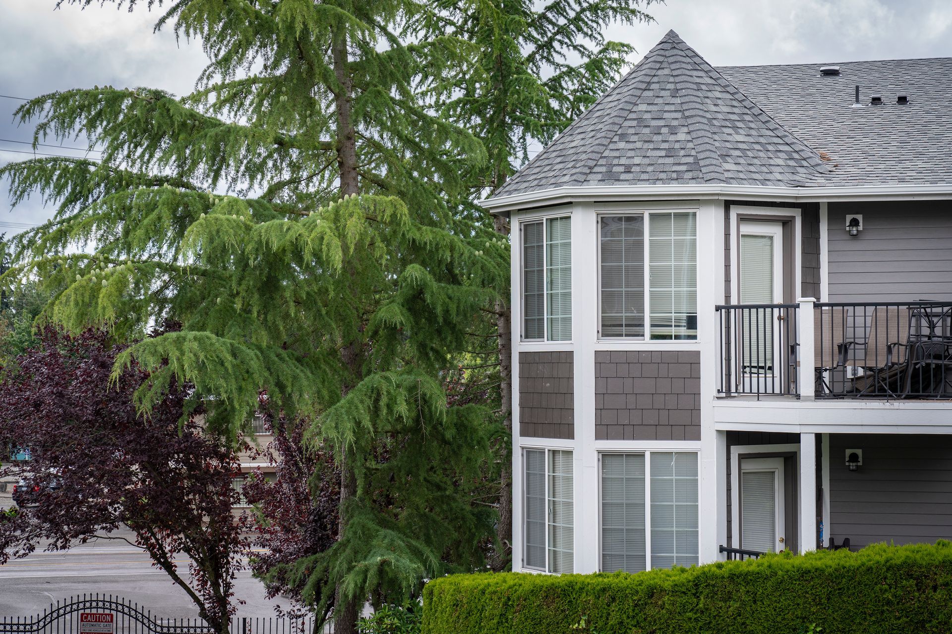exterior photo of property