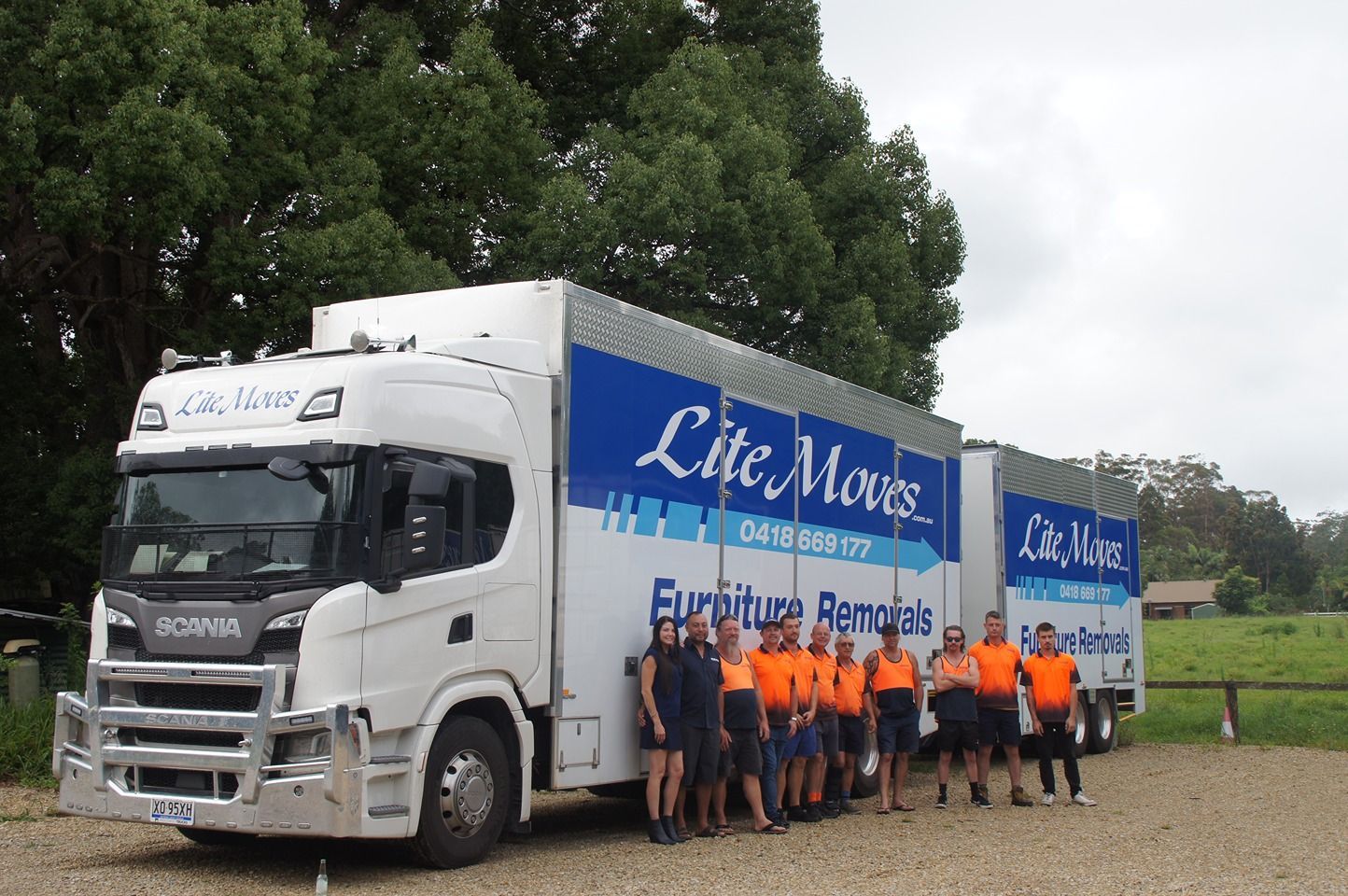 Plenty of space storage unit  — Lite Moves Furniture Removals In Bonville, NSW