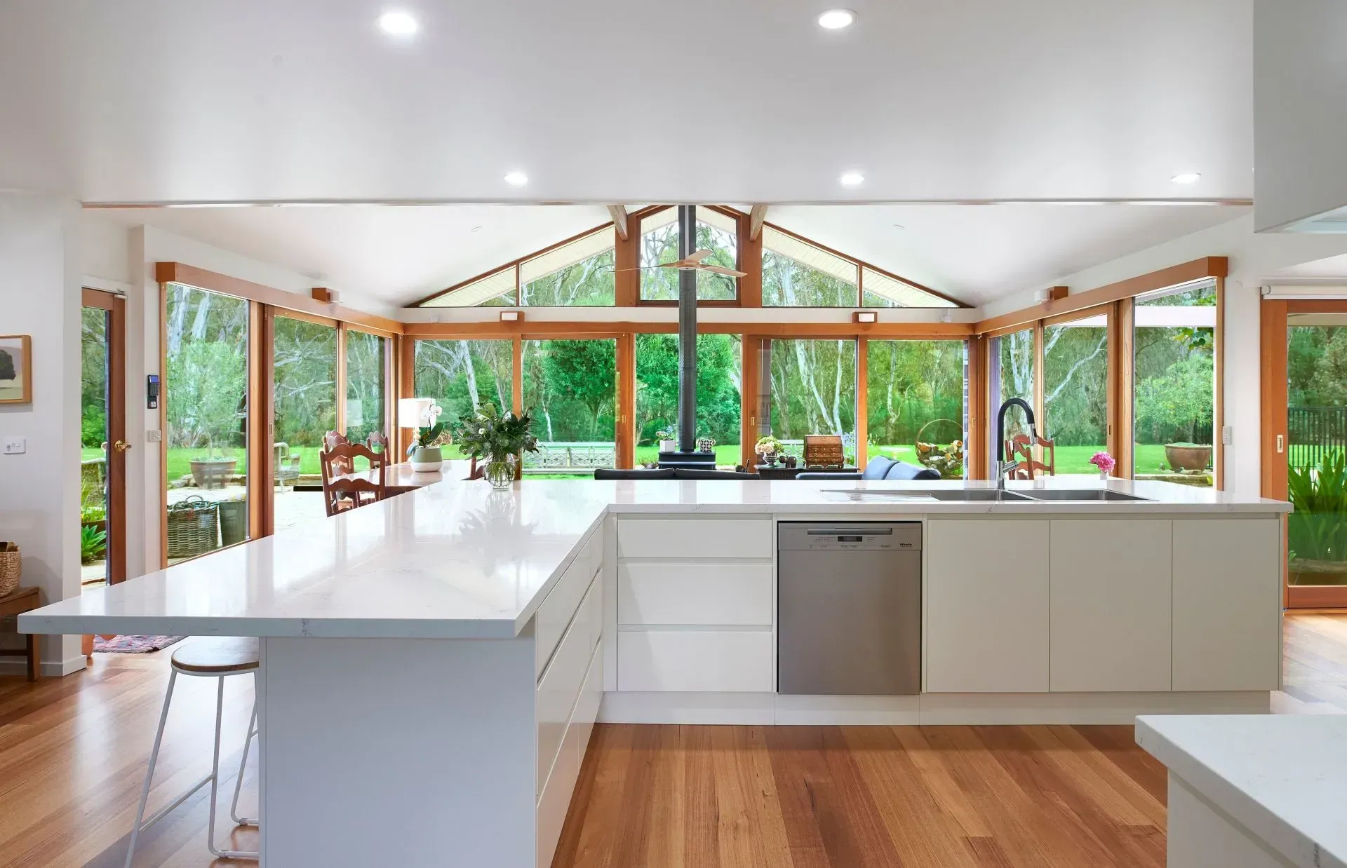 Kitchen With Bush Surrounds — Shepparton VIC — KitchenWise Kitchen With Bush Surrounds — Shepparton VIC — KitchenWise