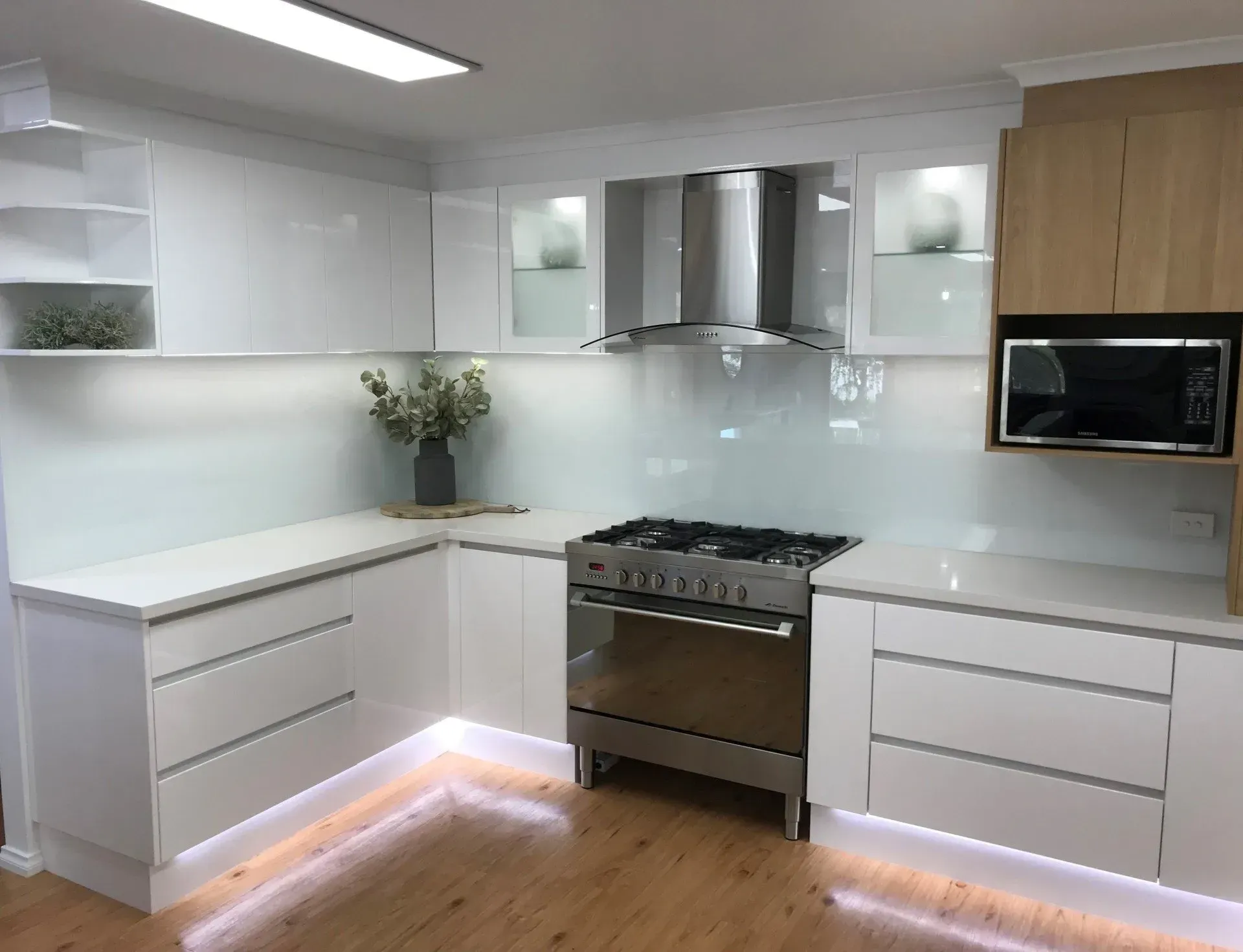 Reverse-bevel Cabinetry — Shepparton VIC — KitchenWise Reverse-bevel Cabinetry — Shepparton VIC — KitchenWise