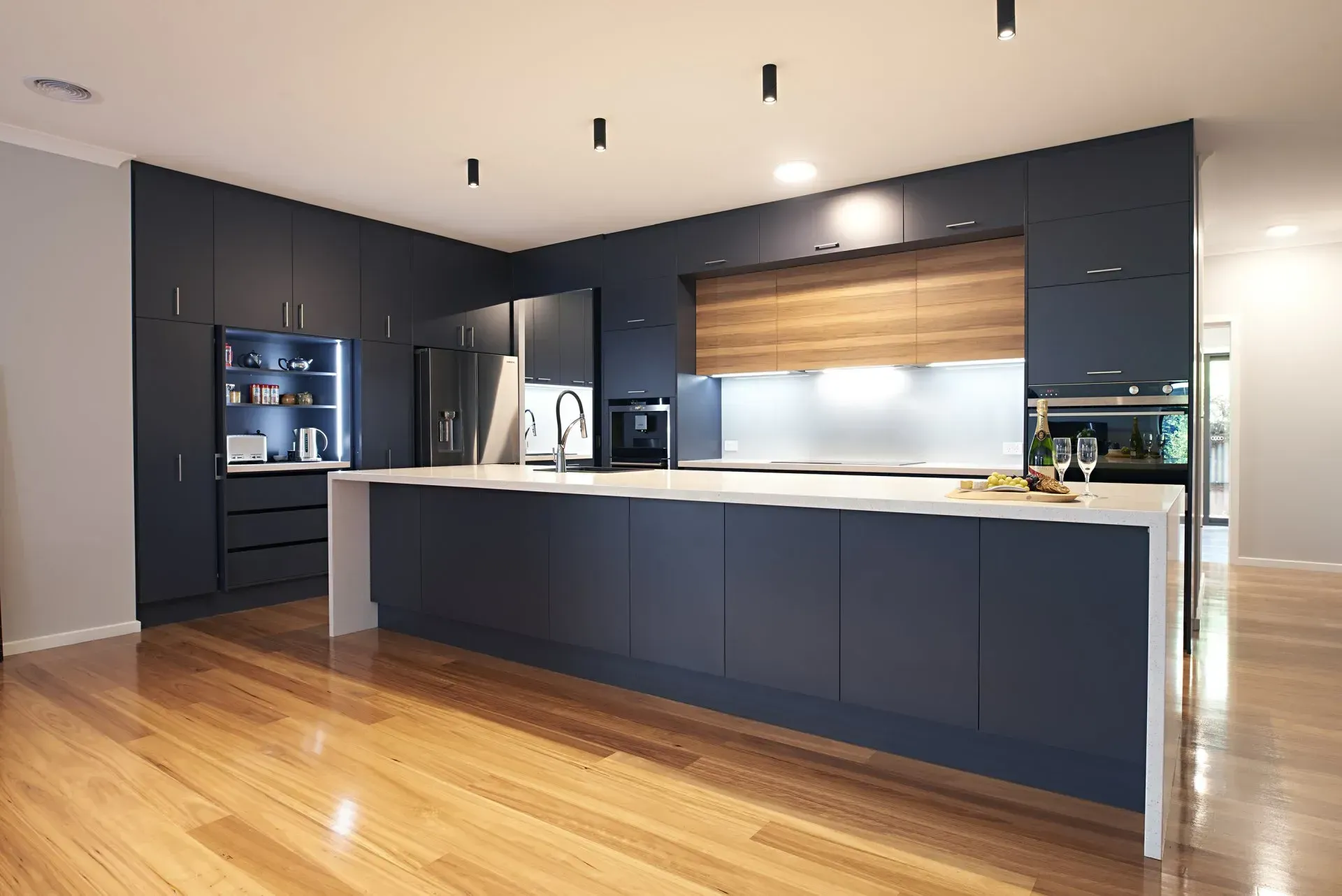Ultra-modern Kitchen — Shepparton VIC — KitchenWise Ultra-modern Kitchen — Shepparton VIC — KitchenWise