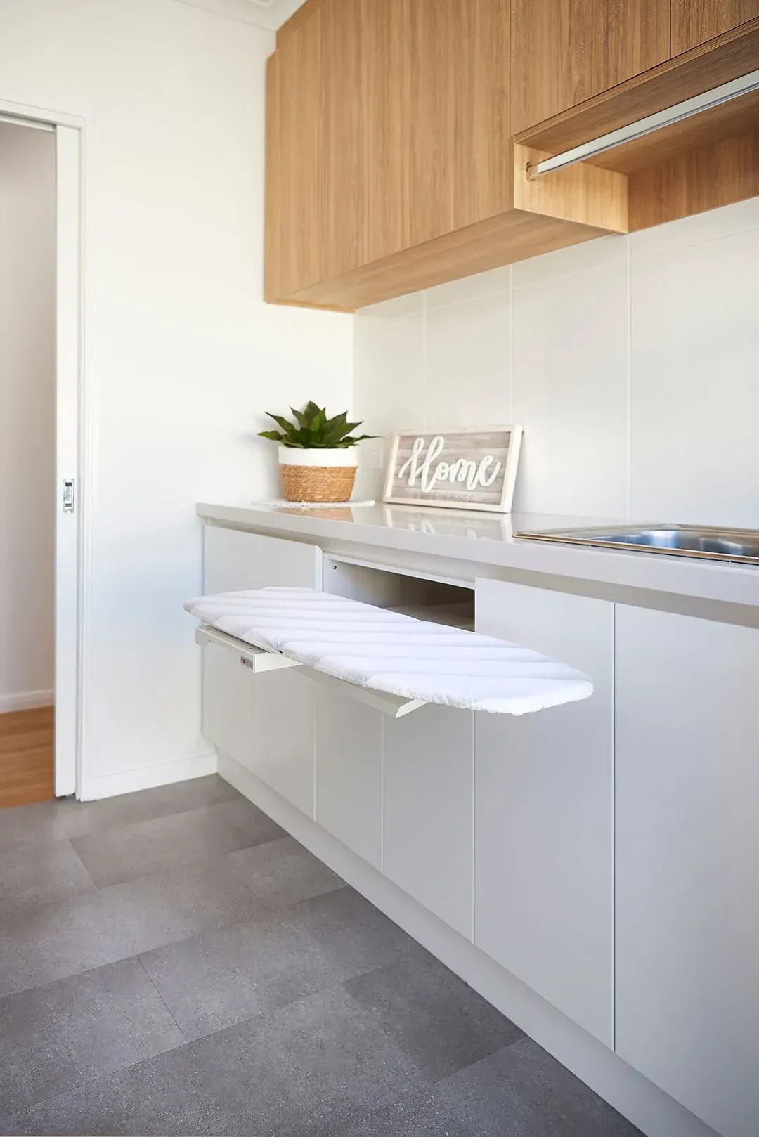 White House Interior — Shepparton Vic — Kitchenwise White House Interior — Shepparton Vic — Kitchenwise