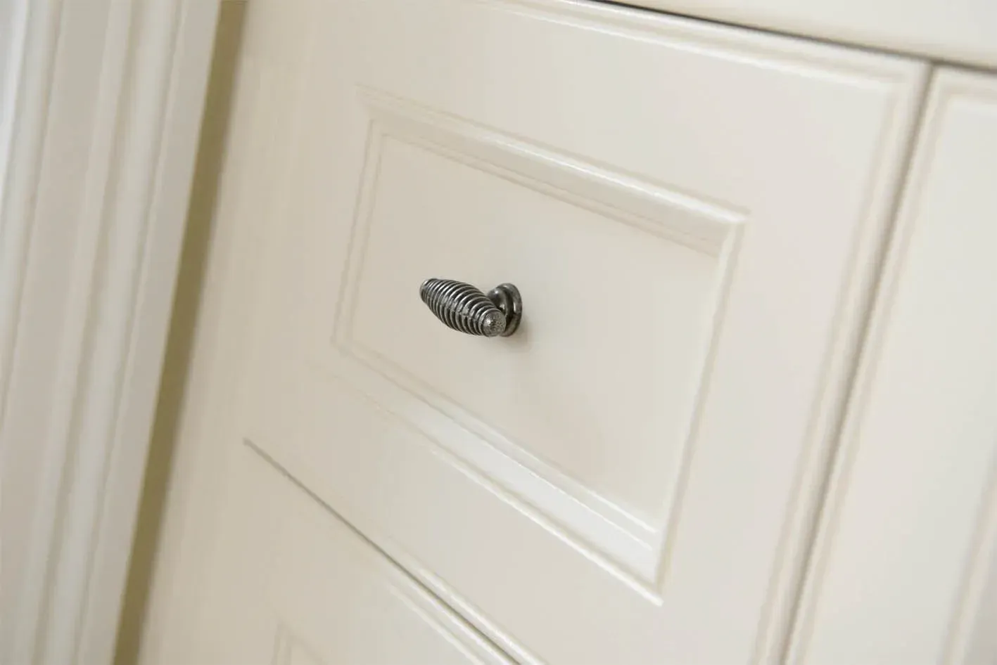 Single T-bar Knob — Shepparton VIC — KitchenWise