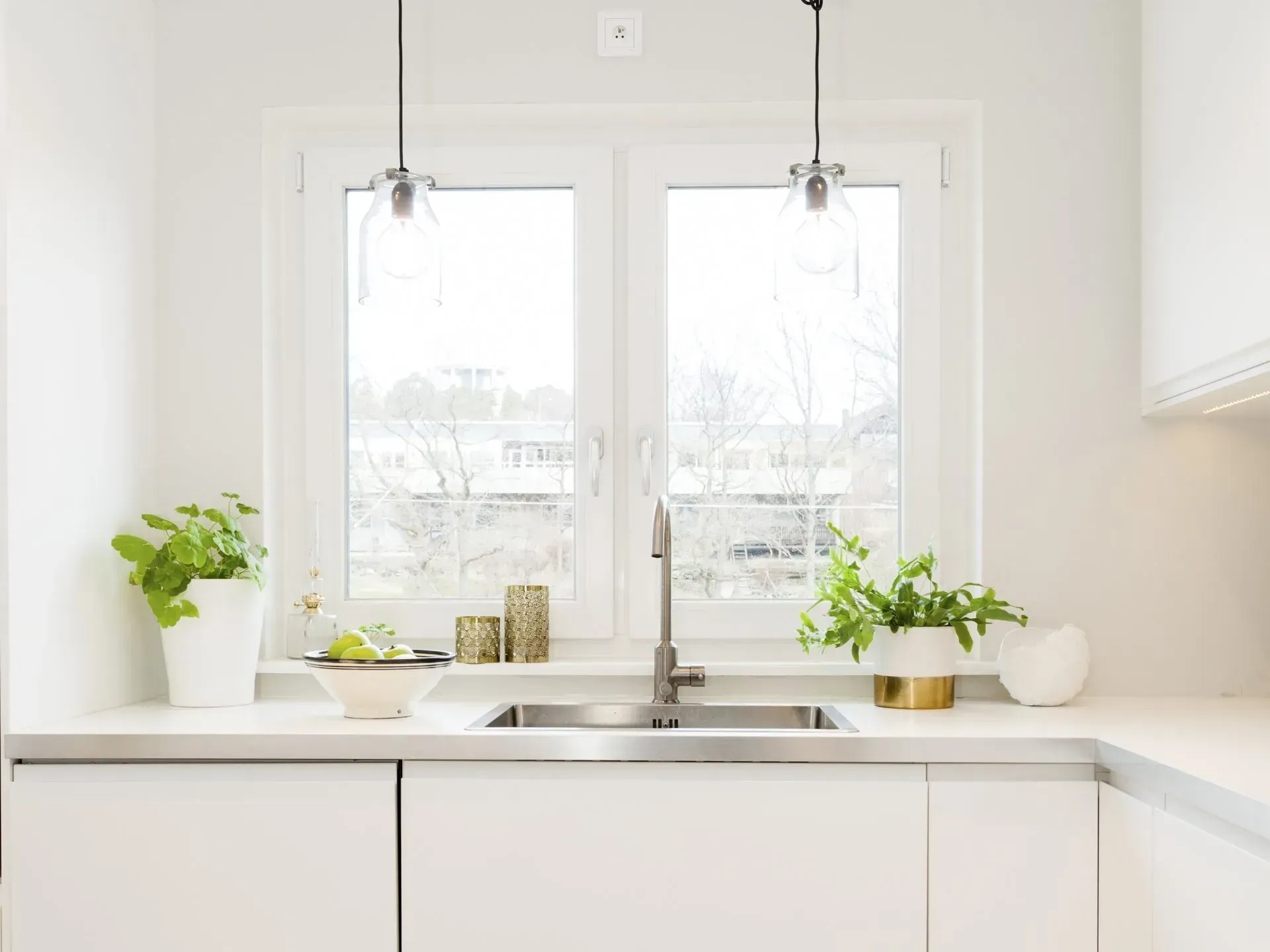 Re-styled Kitchen Decor — Shepparton VIC — KitchenWise Re-styled Kitchen Decor — Shepparton VIC — KitchenWise