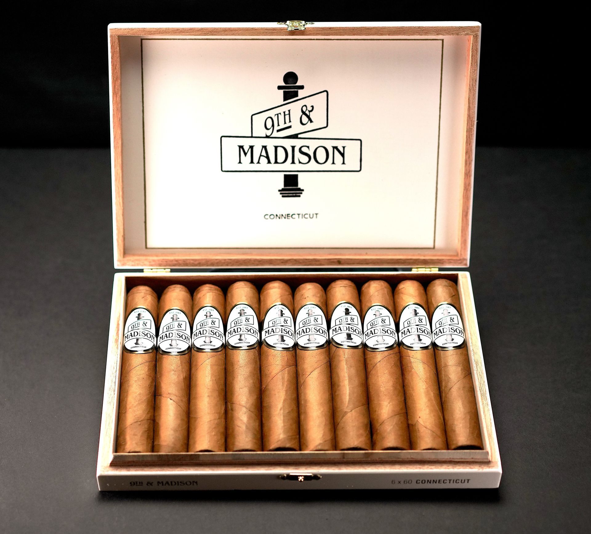 9th and Madison Connecticut Grand Toro (6 x 60)