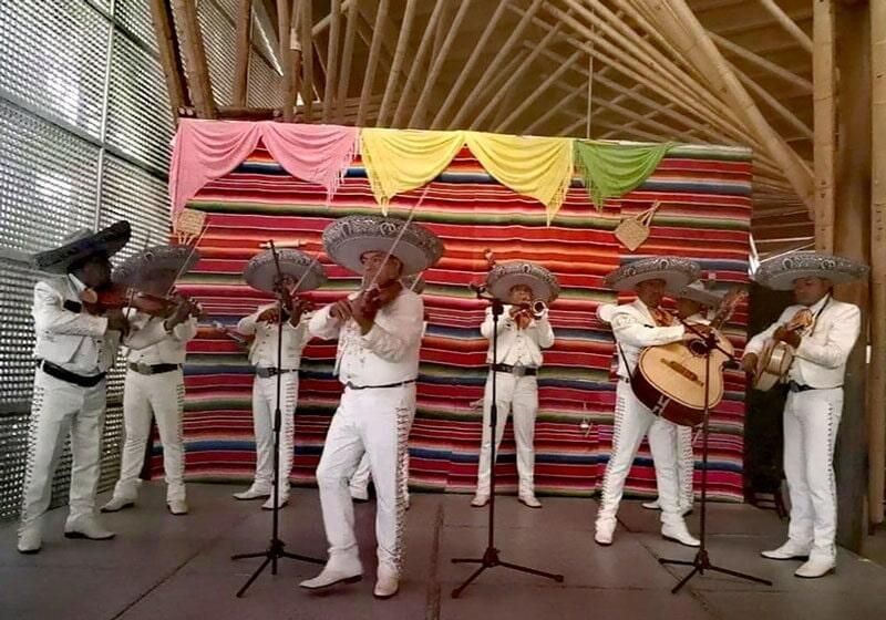 MARIACHI ÁNGELES DE PLATA - Amenizamos variedad de eventos