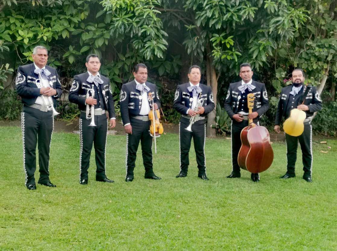 MARIACHI ÁNGELES DE PLATA - Sepelios