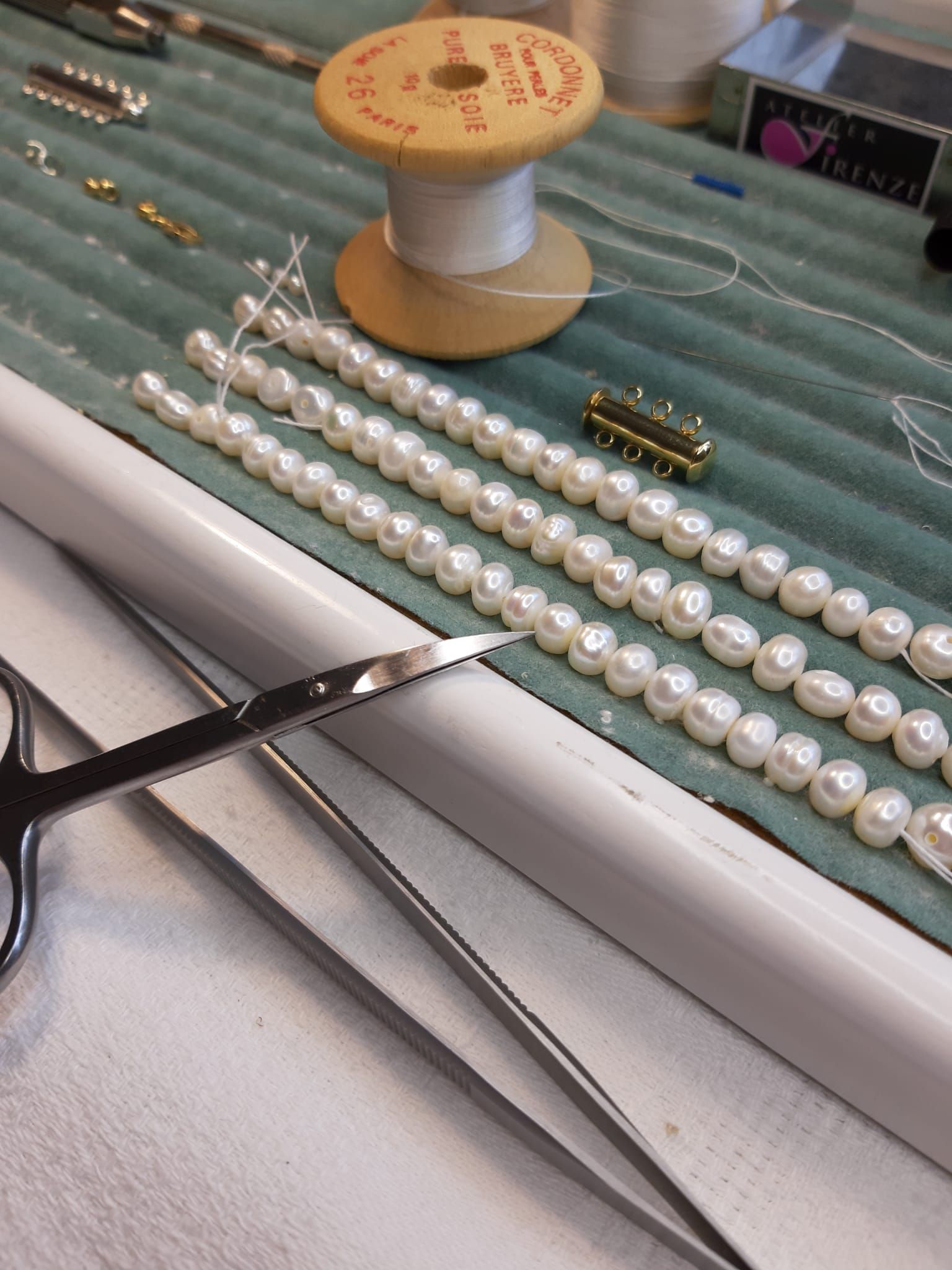 Réenfilage deCollier de Perles de culture