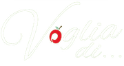 La scritta "Voglia di..." in un carattere corsivo bianco, con una piccola mela rossa al posto della lettera "o".