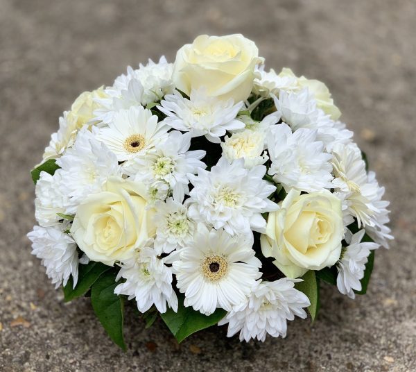 Florist in newbury delivering beautiful same and next day flowers