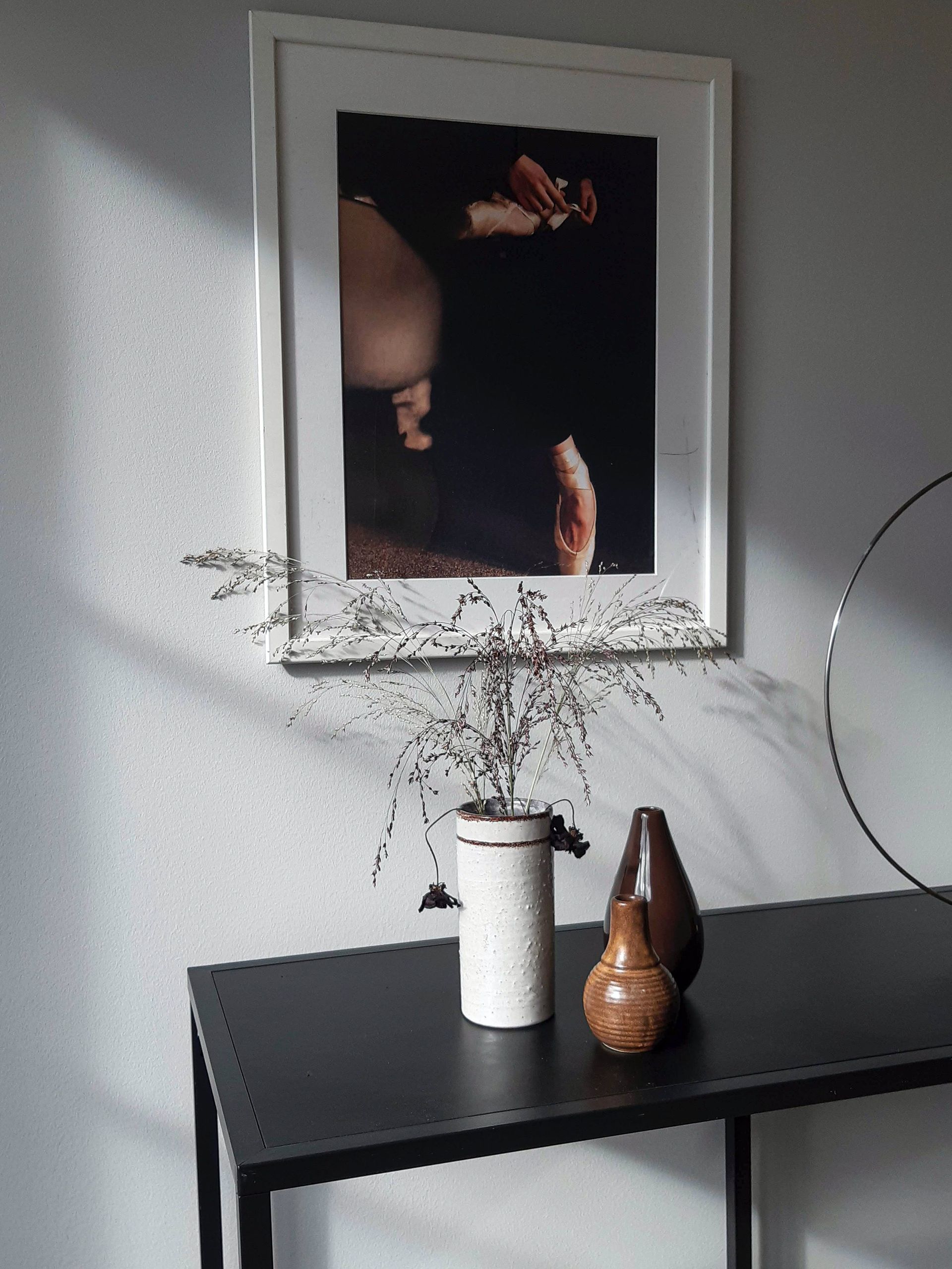 Artistic Photo Frame on White Wall — Picture Framing in Lammermoor, QLD