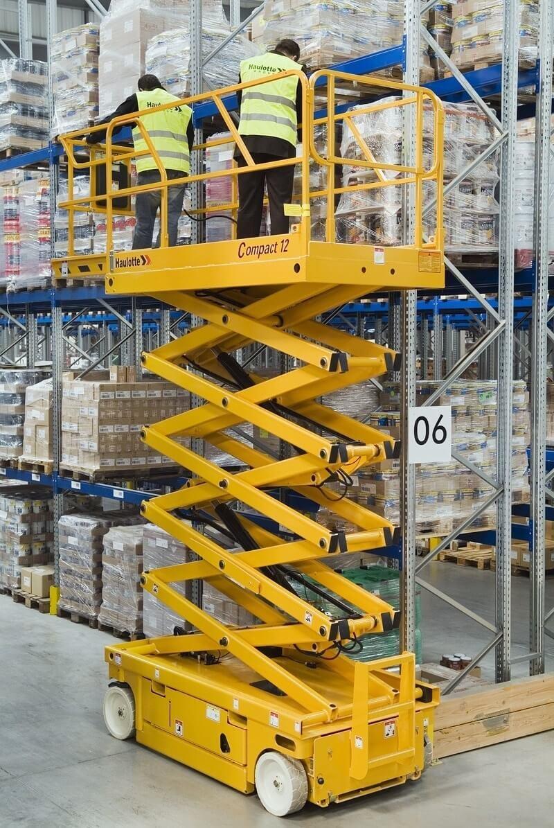 BARCEQUIPOS – Plataforma de tijera compact 12