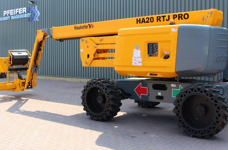 BARCEQUIPOS – Plataforma articulada diésel HA26RTJO