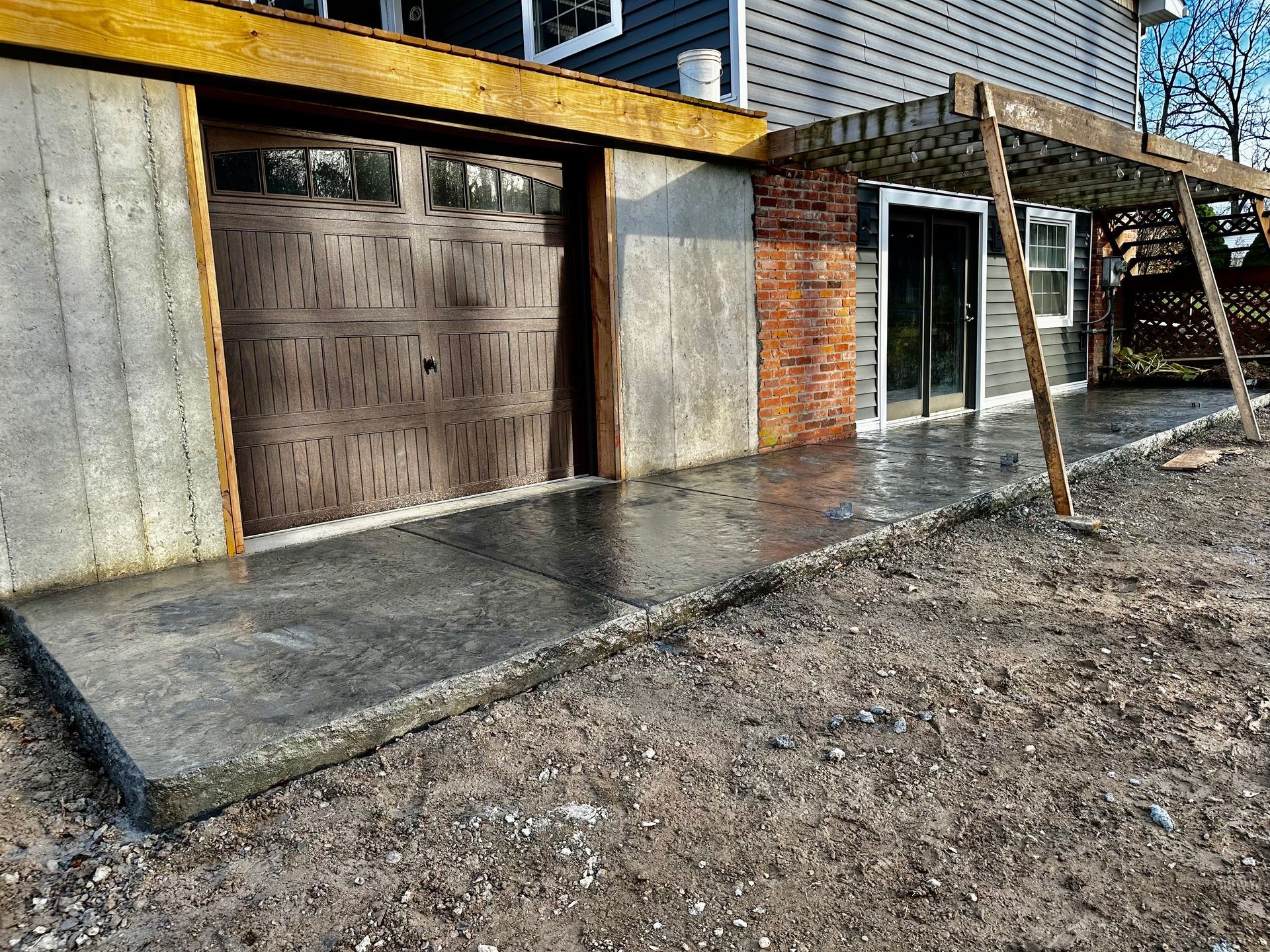 Roman slate stamped concrete patio