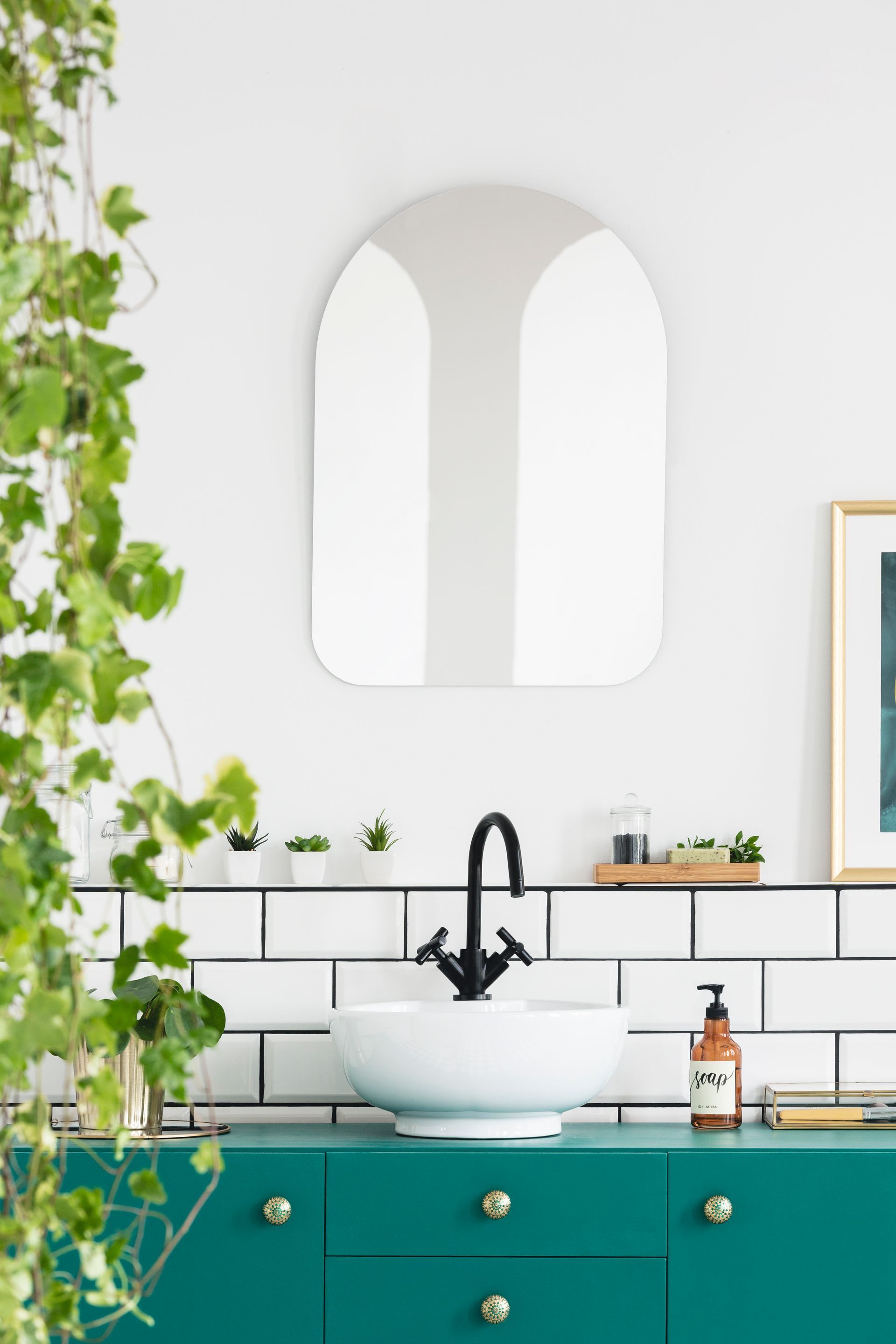 bathroom with mirror