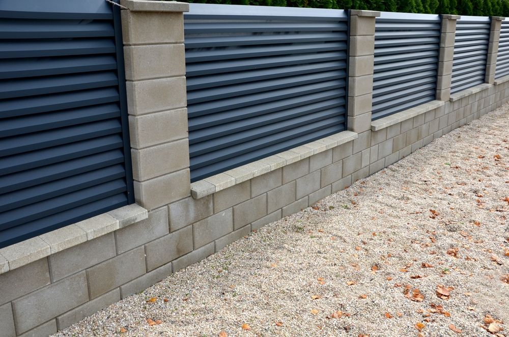 Gray and Tan Modern Fence With Horizontal Slats — Dachboe Your Handyman In Townsville, QLD