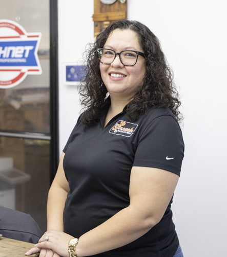 At the front desk in Madison, TN | Pinnacle Automotive