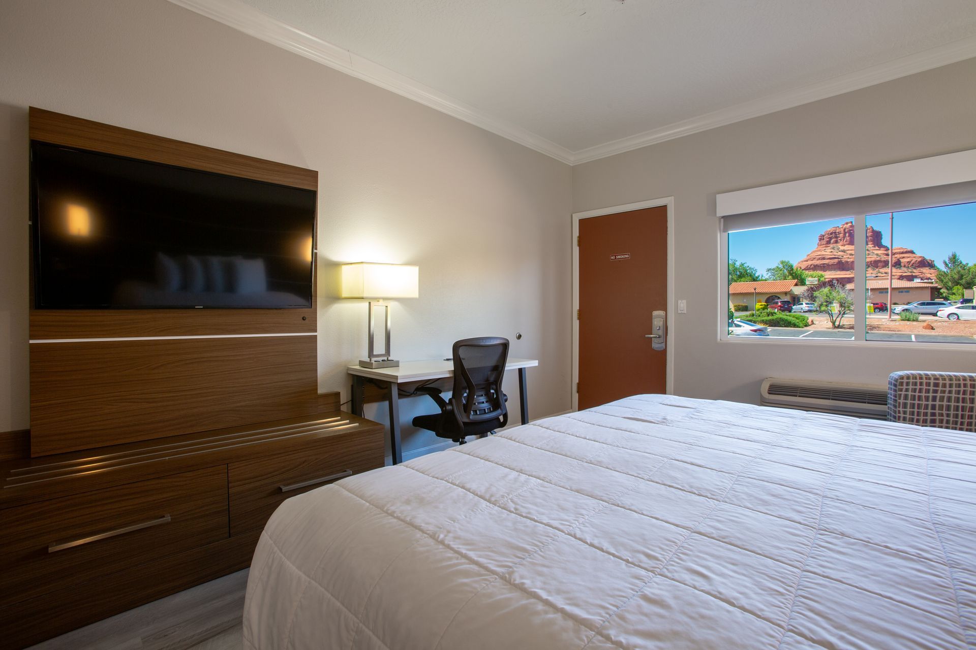 Relaxing Sedona retreat with freestanding whirlpool tub and king bed at Wildflower Inn