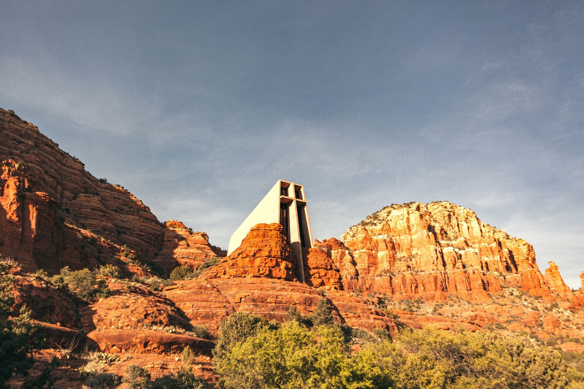 Scenic day trip from Sedona to Montezuma Castle and Verde Valley wineries