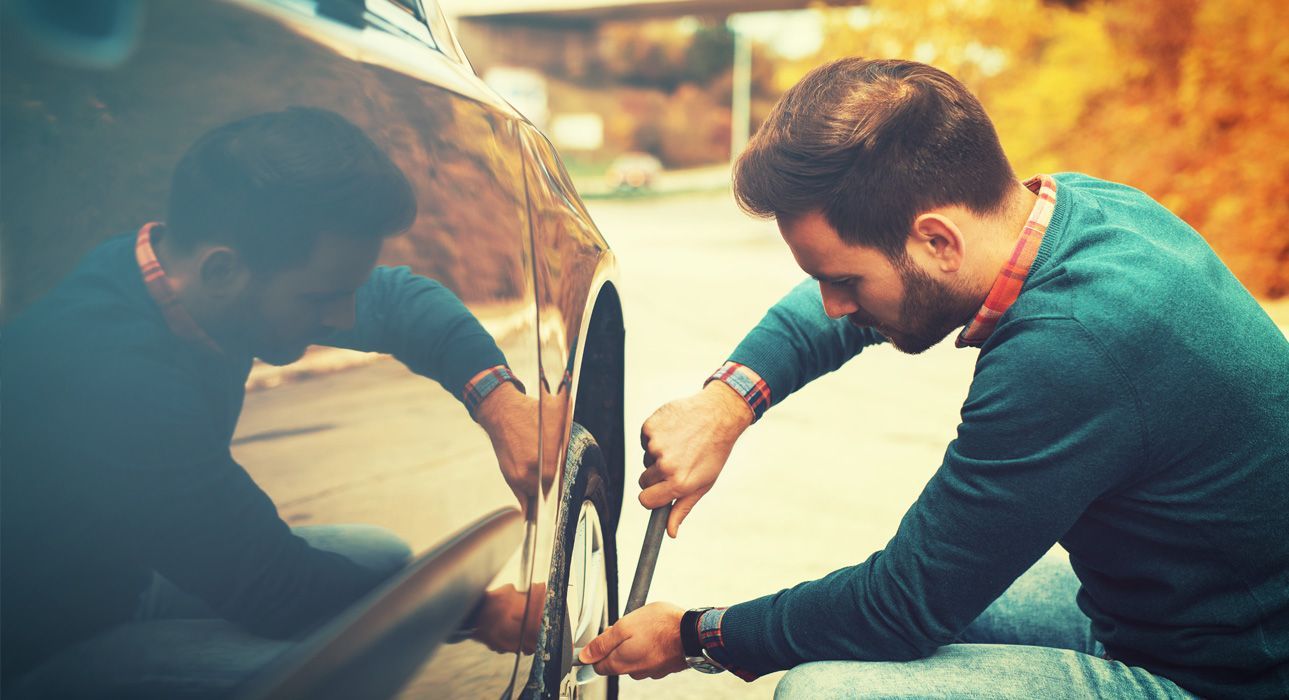 Cambiar las llantas del carro