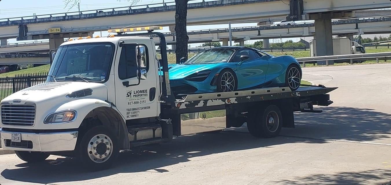 tow trucks Saginaw, TX
