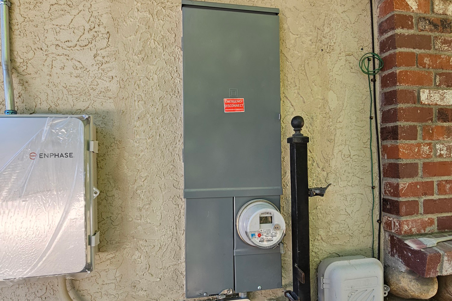Image of a 200amp flush mounted under ground fed main electrical service panel replacement project
