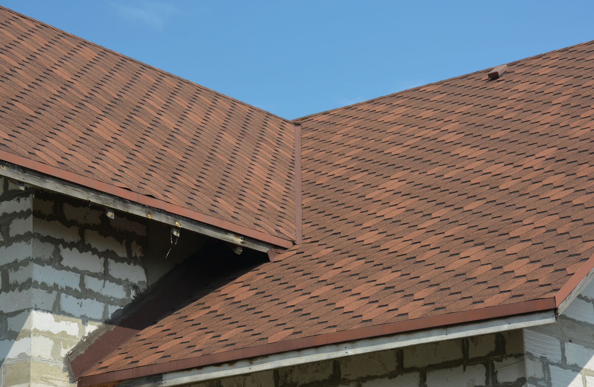 roof leak in the roof's valley