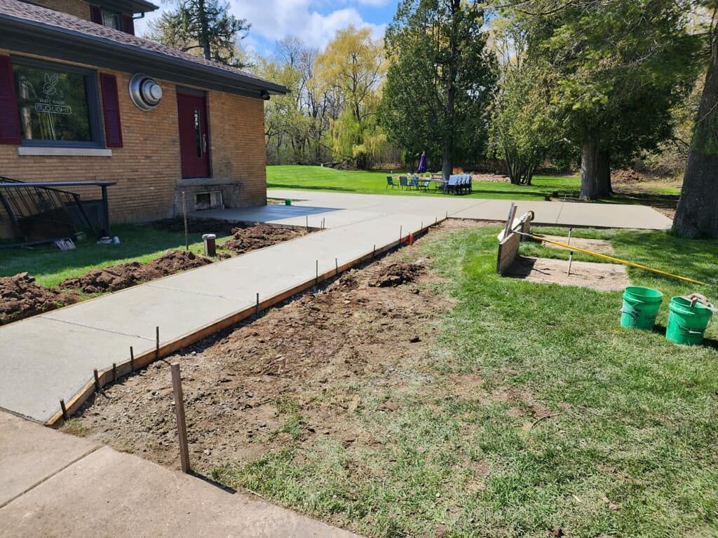 Milwaukee sidewalk contractor